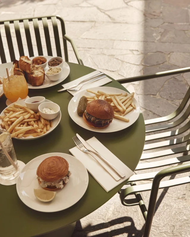 Sun, spritz, and a side of fries. Lunch at Lobby Bar, with a front-row seat to the street we call home. #TheCalile #JamesSt #Brisbane